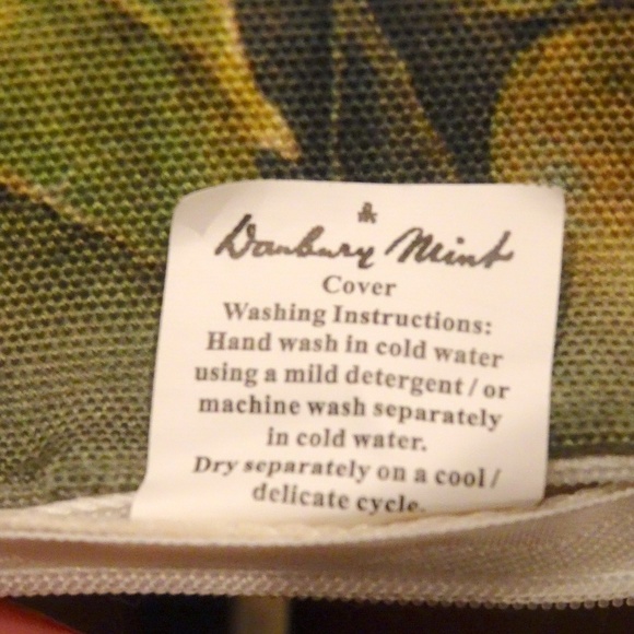 Danbury Mint Millette Wild Wings Cardinal Bird Grapes Decorative Accent Pillow - Picture 3 of 7